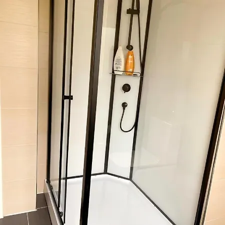 דירה Easy To Duesseldorf Messe, 2-bedroom With Kitchen And Garden דיסבורג