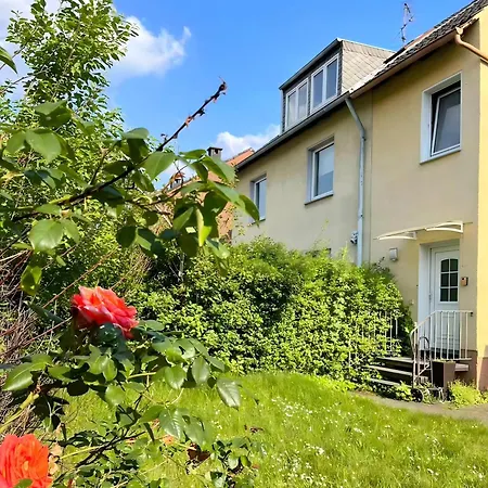 Easy To Duesseldorf Messe, 2-bedroom With Kitchen And Garden *