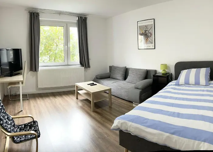 Easy To Duesseldorf Messe, 2-bedroom With Kitchen And Garden *